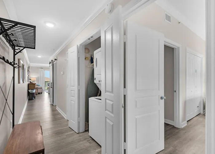 Beach Resort 406